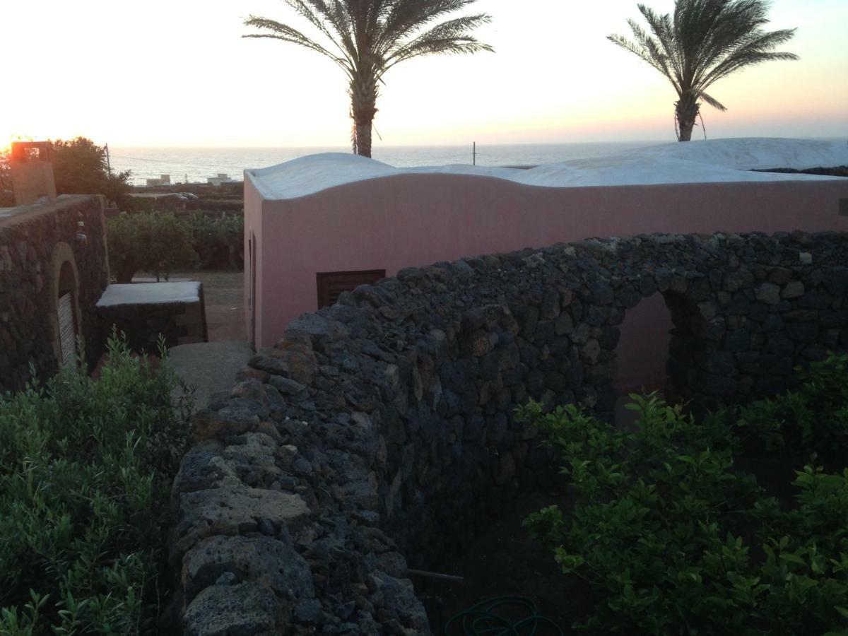 Ilha Preta Bed & Breakfast Pantelleria Island Екстер'єр фото